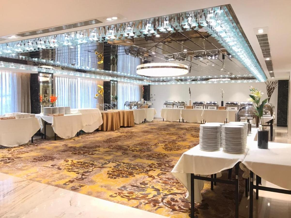 Kay-Em Spectra Hotel Chennai Ngoại thất bức ảnh