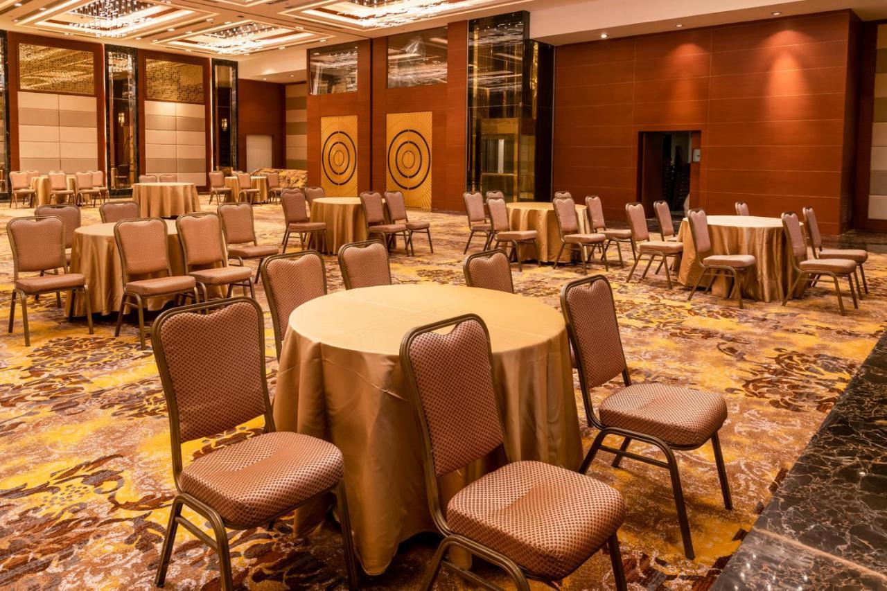 Kay-Em Spectra Hotel Chennai Ngoại thất bức ảnh